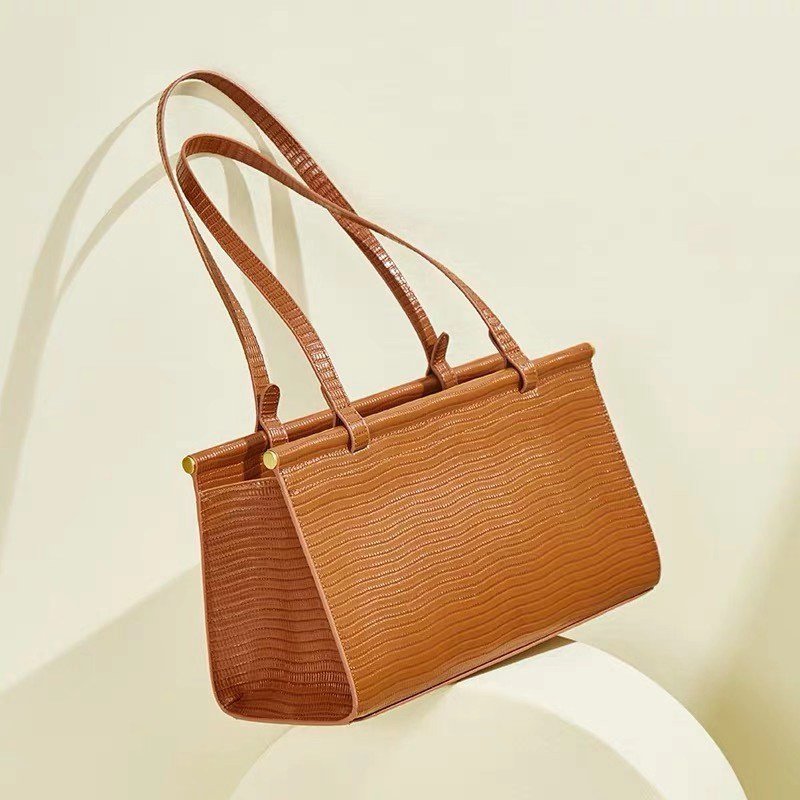LH3057-Tan